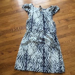 Woman’s dress size XL